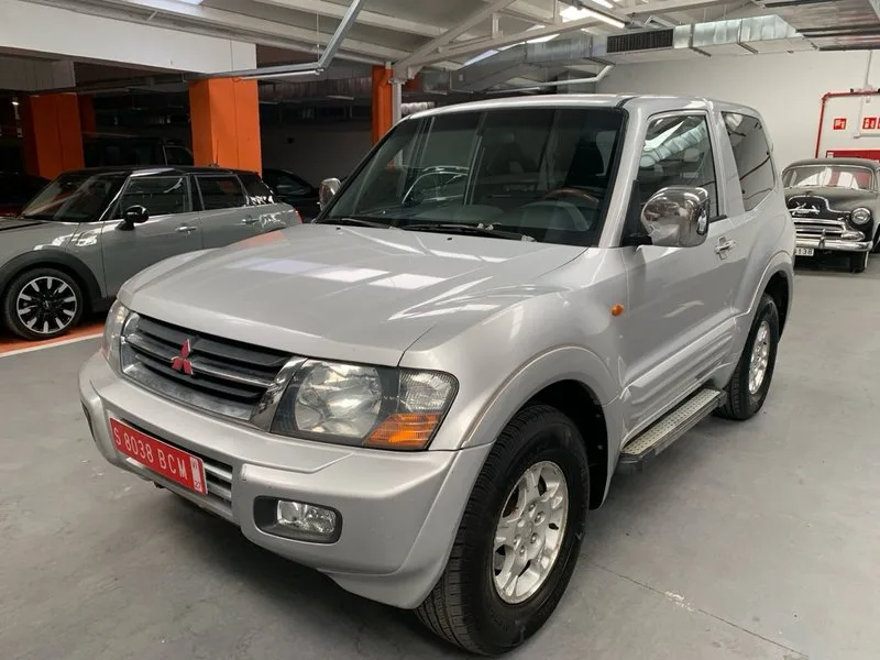 Mitsubishi Montero 3.2 DI-D GLS Kaiteki