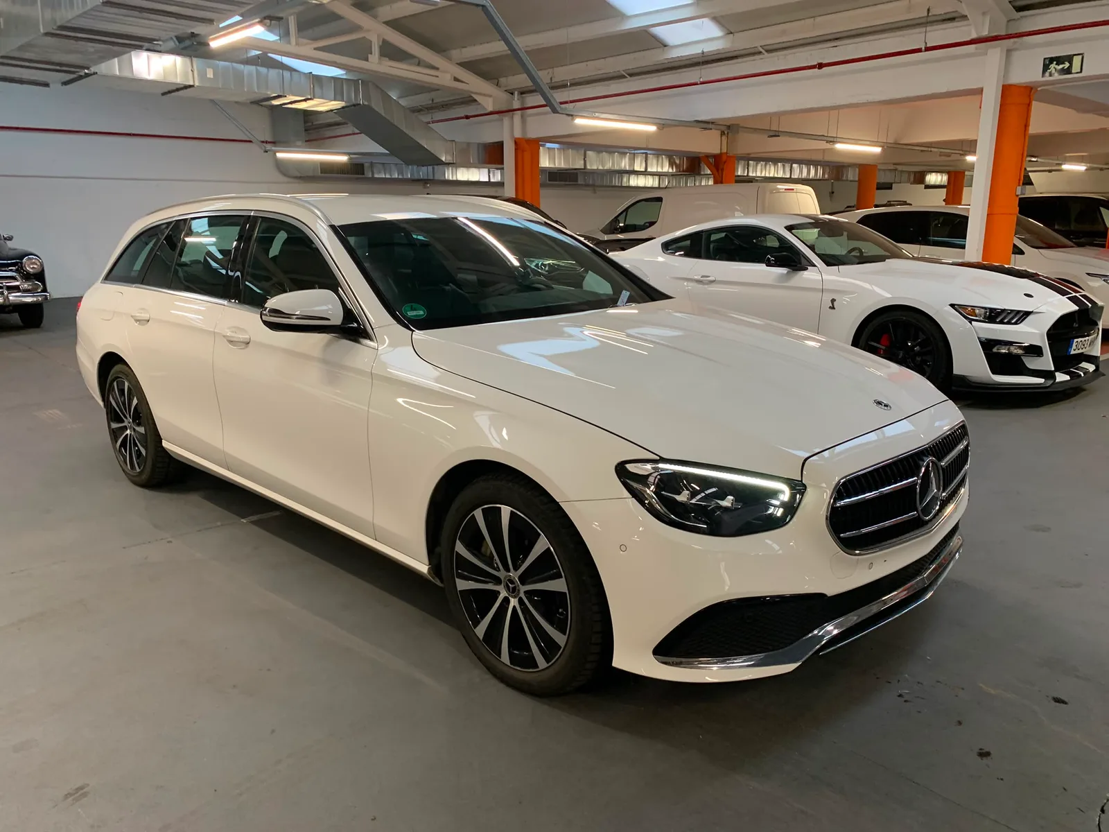 Mercedes-Benz E300 de T Avantgarde